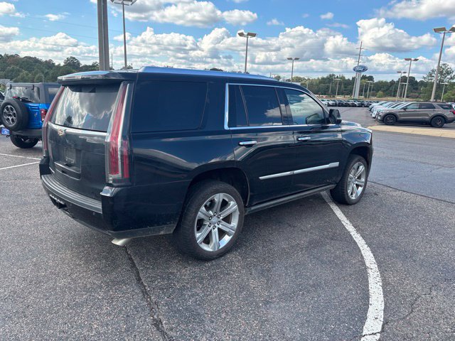 Used 2016 Cadillac Escalade Platinum AWD/4WD image 3