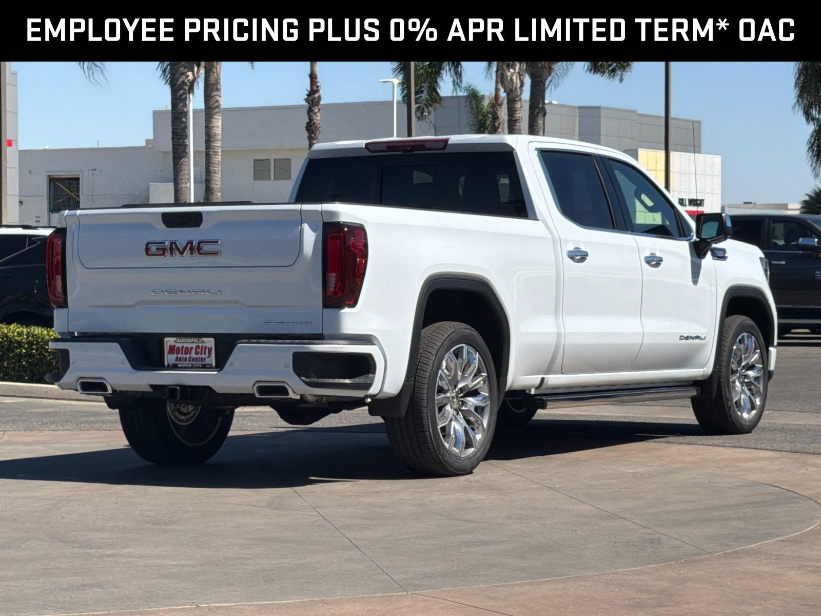 New 2026 GMC Sierra 1500 Denali w/ Denali Reserve Package AWD/4WD image 4