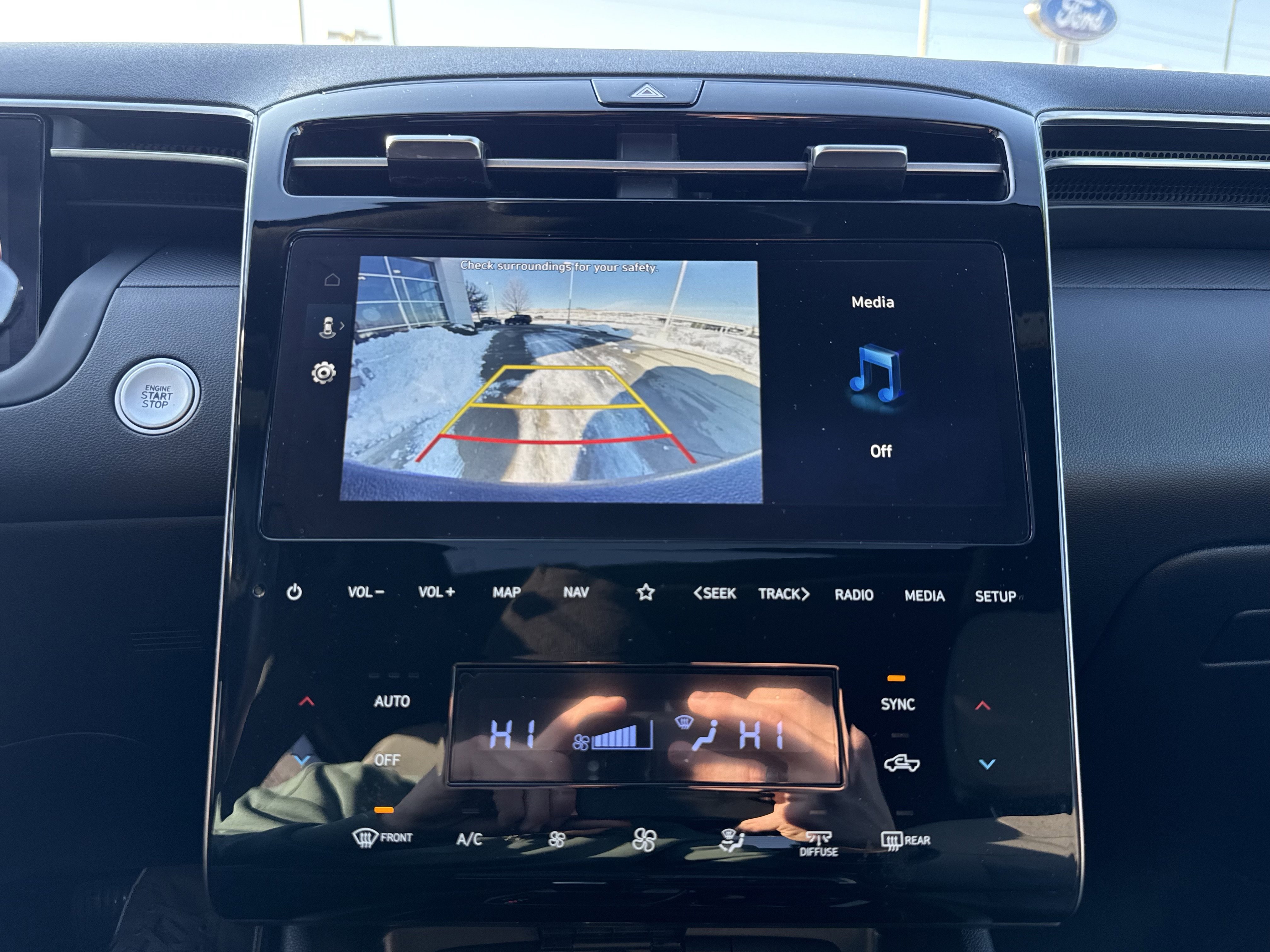 Used 2023 Hyundai Santa Cruz SEL Premium image 17