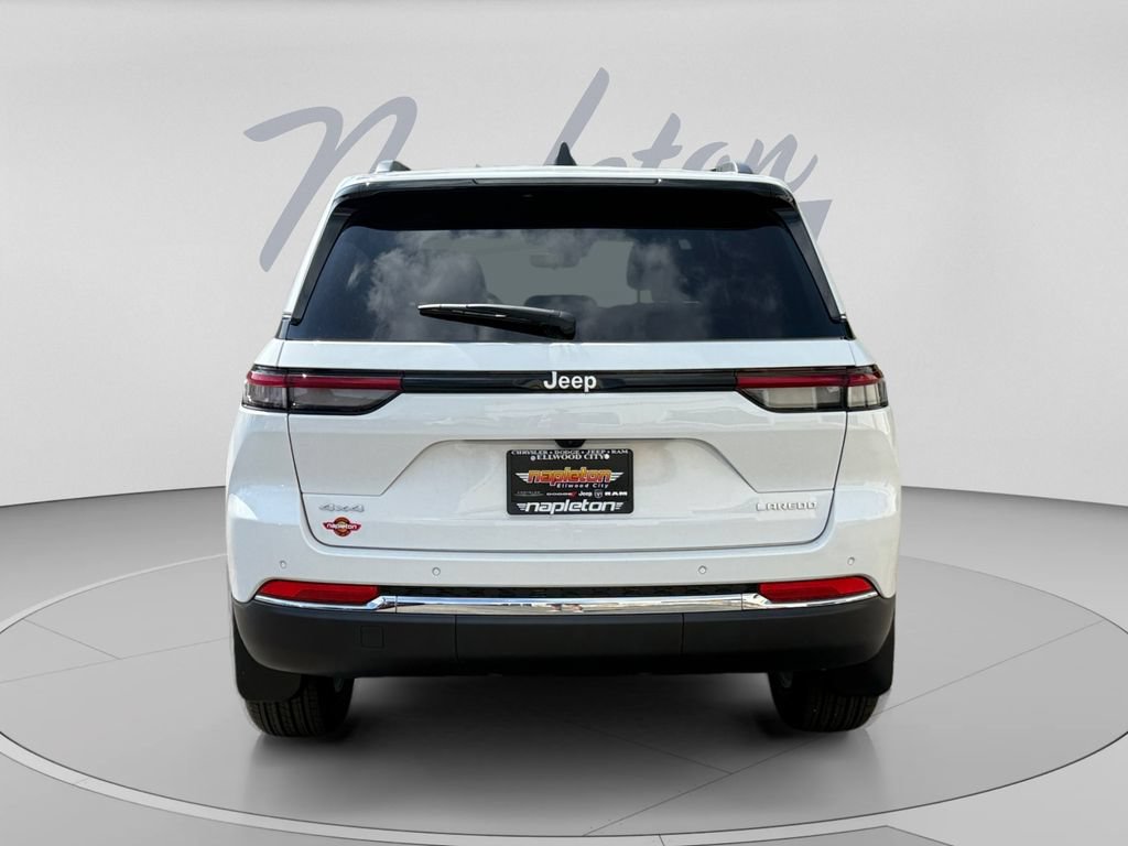 New 2026 Jeep Grand Cherokee Laredo AWD/4WD image 5