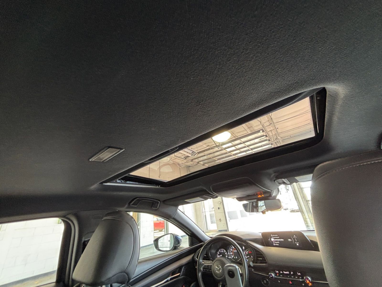Used 2024 MAZDA MAZDA3 s FWD image 30