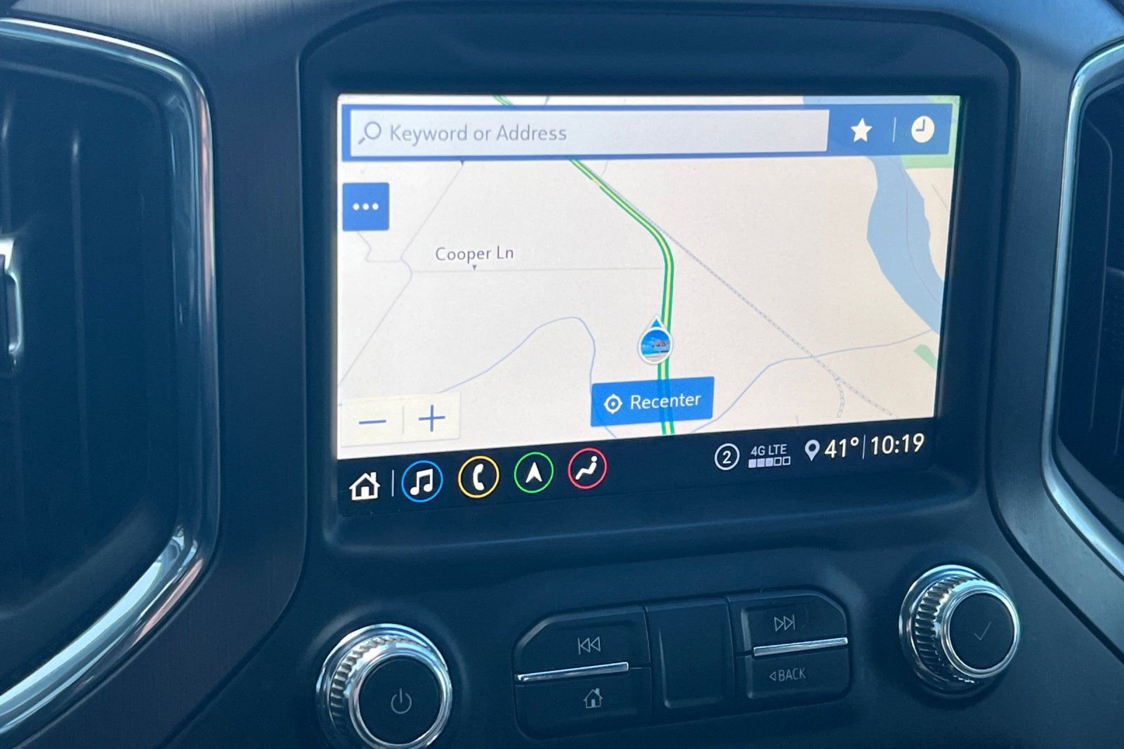 Used 2020 GMC Sierra 2500 AT4 w/ AT4 Premium Package image 18