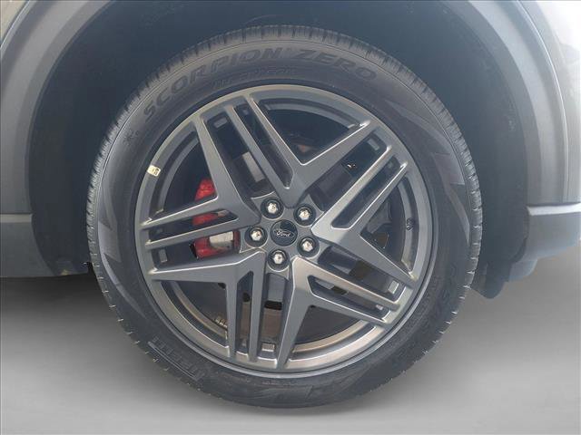 Used 2025 Ford Explorer ST-Line w/ ST-Line Street Pack image 21