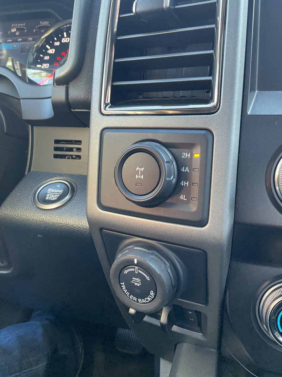 Used 2020 Ford F150 Raptor w/ Equipment Group 802A Luxury image 42