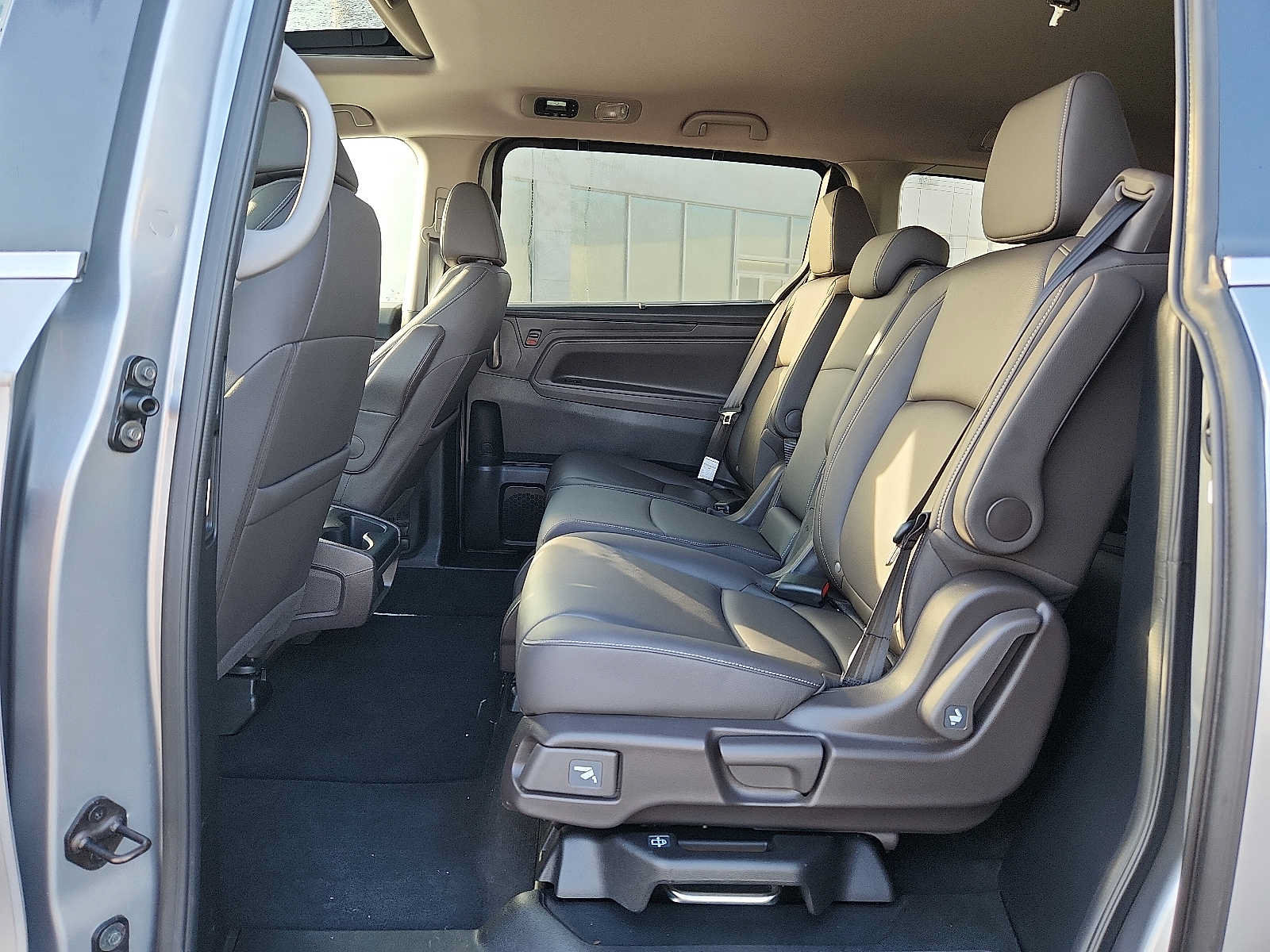 Certified 2024 Honda Odyssey EX-L image 10