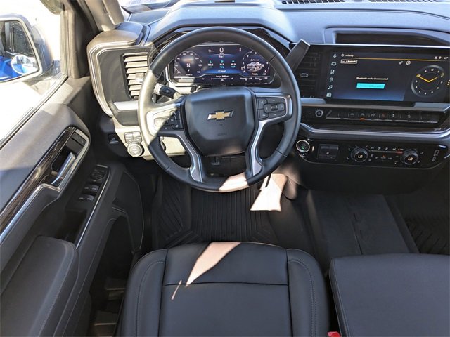 Used 2025 Chevrolet Silverado 1500 LT image 16