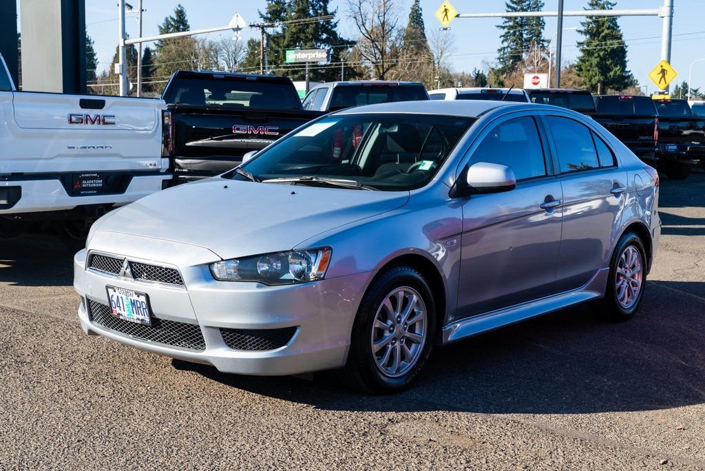 Used 2014 Mitsubishi Lancer ES image 3