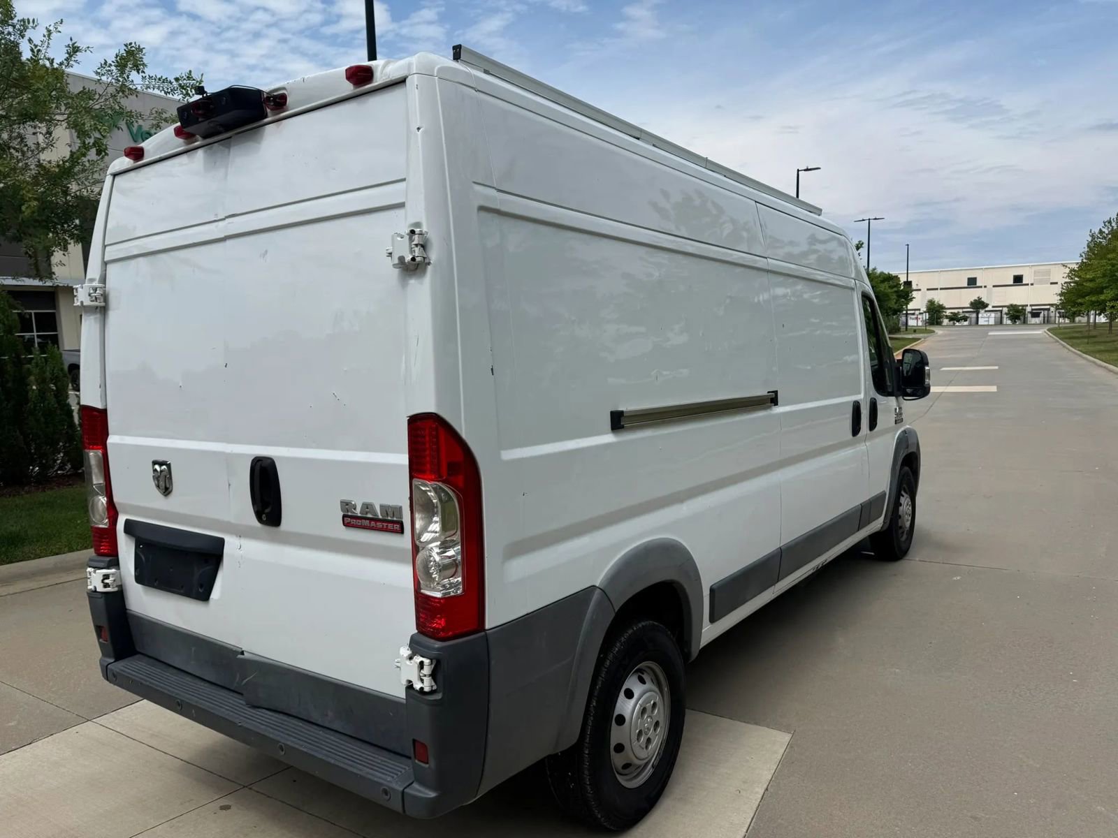 Used 2017 RAM ProMaster 2500 w/ Interior Convenience Group FWD image 8