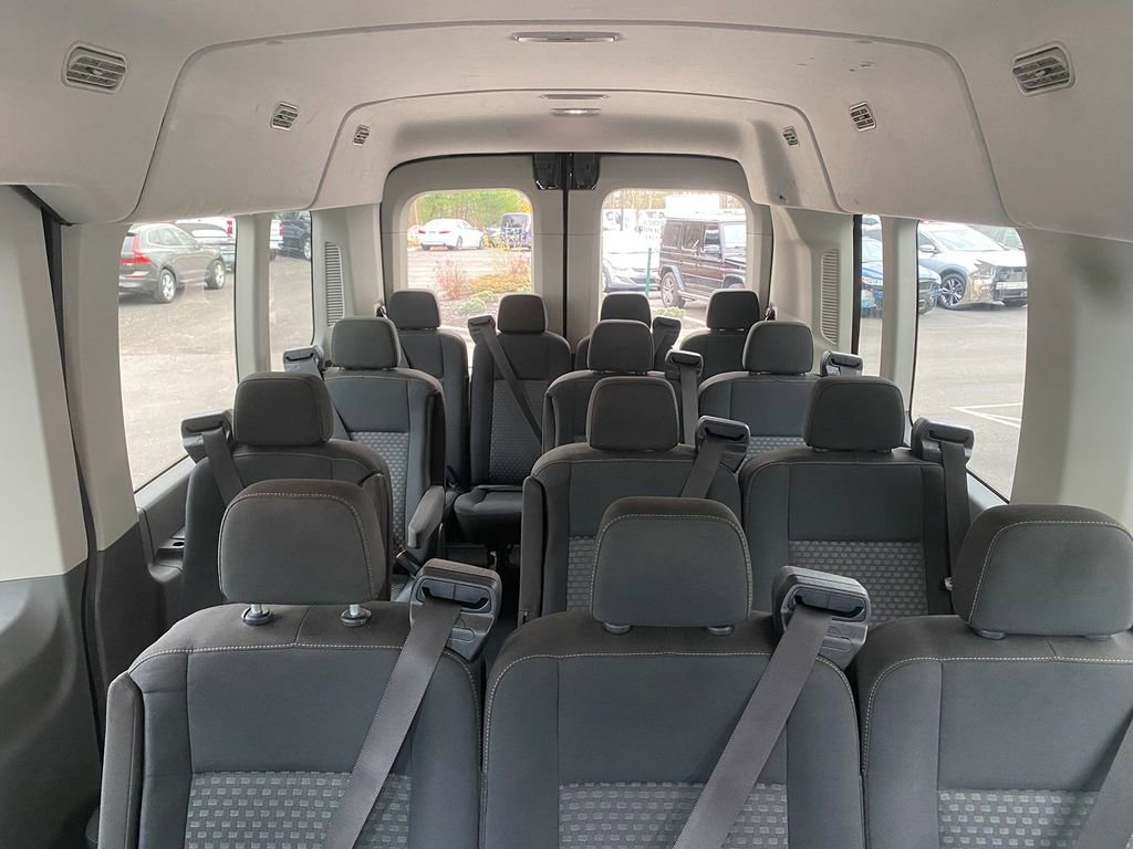 Used 2023 Ford Transit 350 XLT image 23