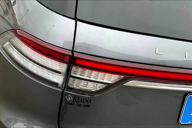 Used 2021 Lincoln Aviator Reserve w/ Equipment Group 201A AWD/4WD image 23