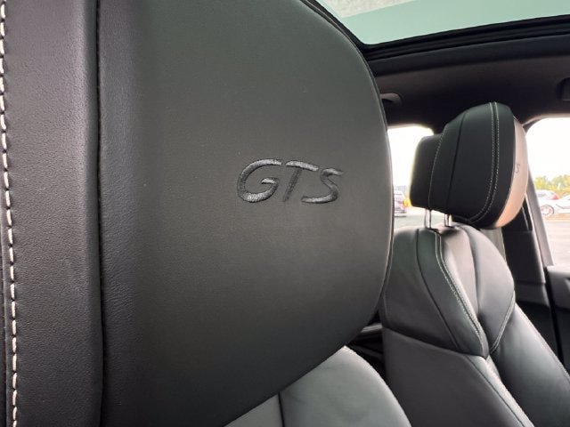 Used 2023 Porsche Macan GTS AWD/4WD image 34