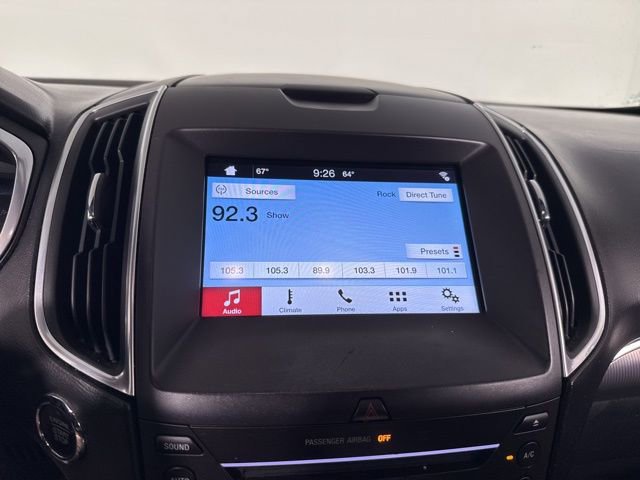 Used 2016 Ford Edge Titanium image 25