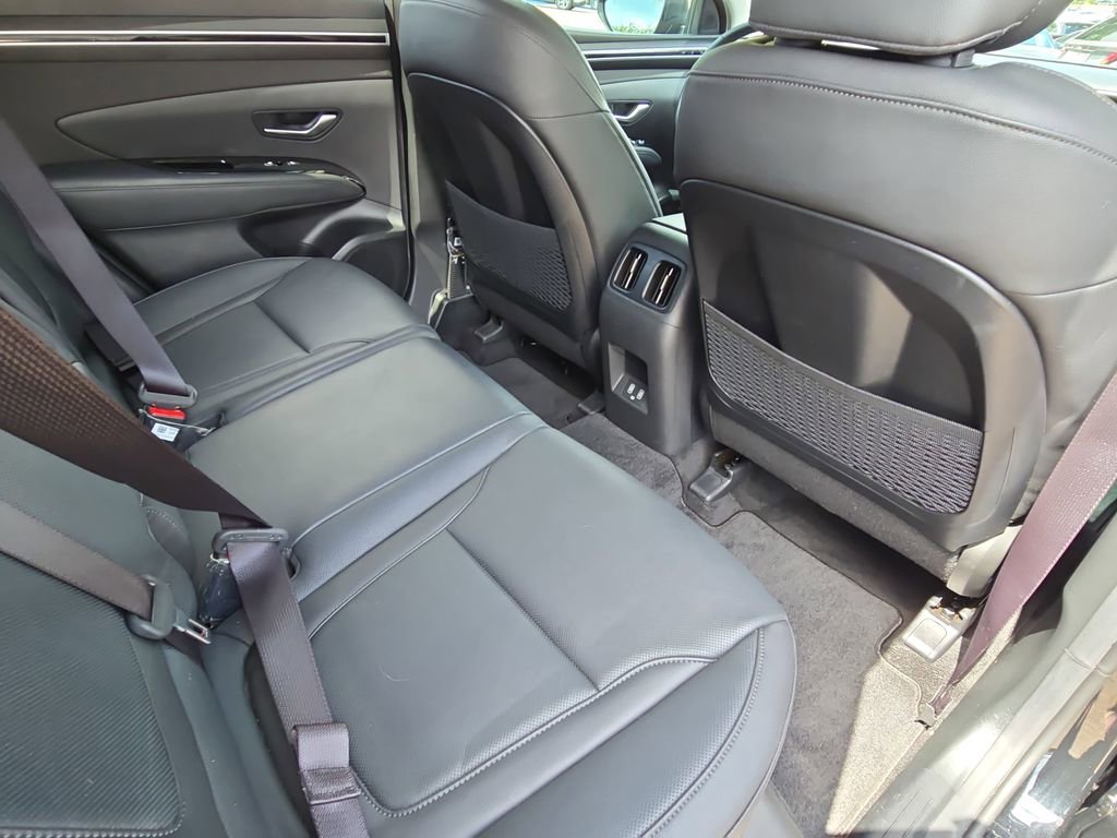Certified 2023 Hyundai Tucson Limited FWD image 11