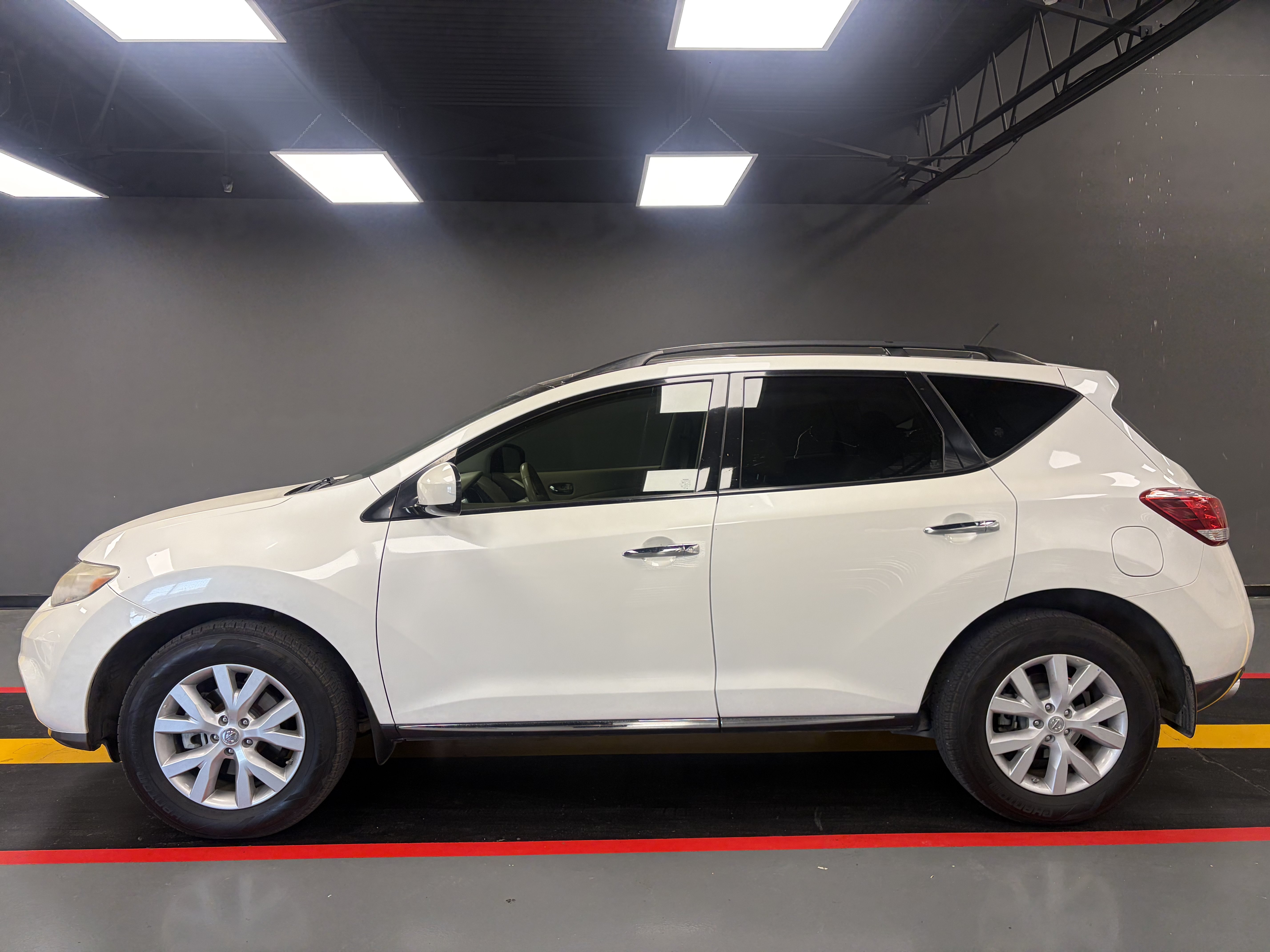 Used 2012 Nissan Murano SL w/ Navigation Pkg FWD image 2