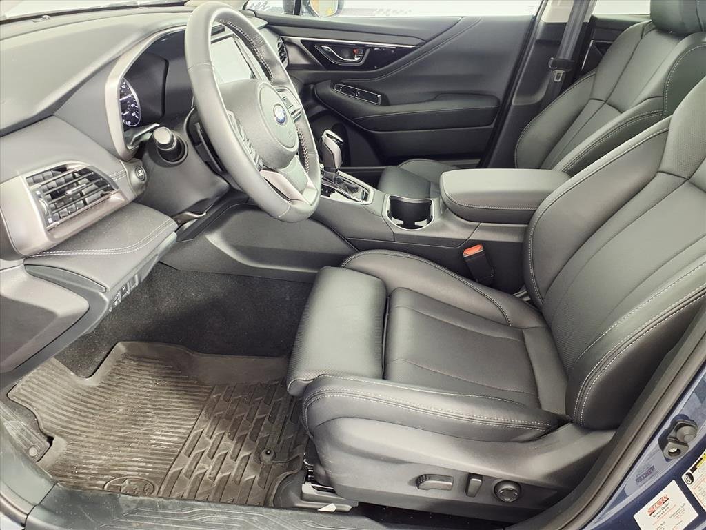 Certified 2025 Subaru Outback Limited image 13
