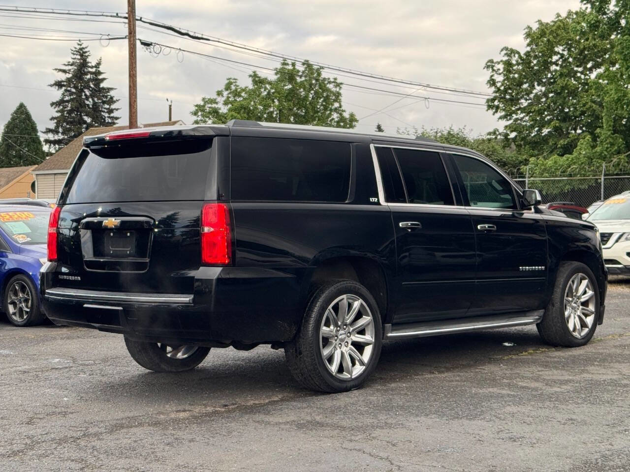 Used 2015 Chevrolet Suburban LTZ w/ Max Trailering Package AWD/4WD image 4