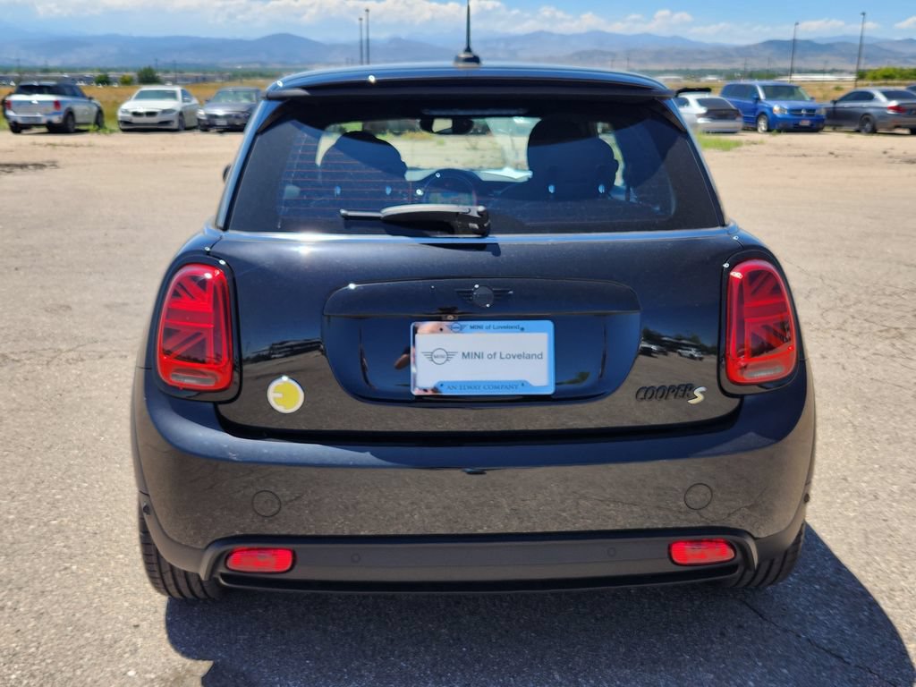 Used 2024 MINI Cooper SE FWD image 12