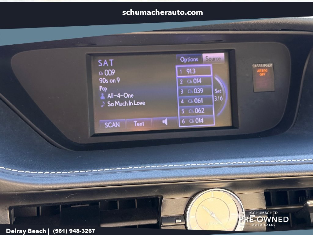 Used 2014 Lexus ES 300h w/ Premium Package w/Bamboo Trim FWD image 22