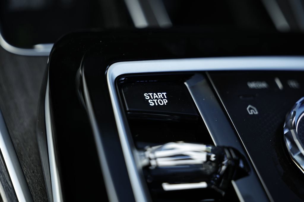 New 2026 BMW i7 eDrive50 w/ M Sport Package image 43