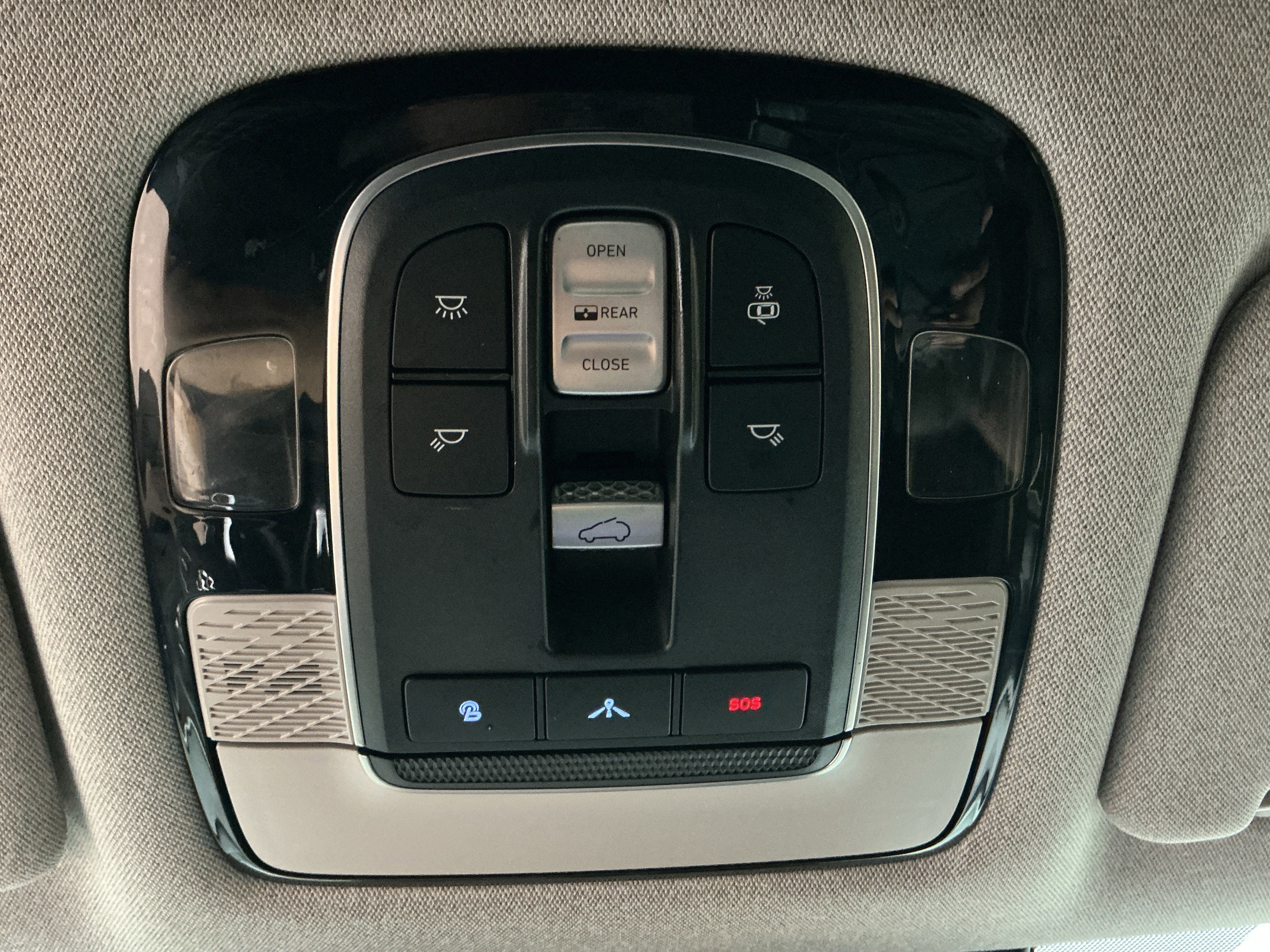 Used 2021 Hyundai Palisade Limited image 32