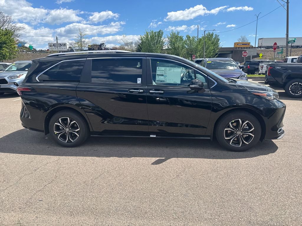 New 2026 Toyota Sienna Platinum AWD/4WD image 8