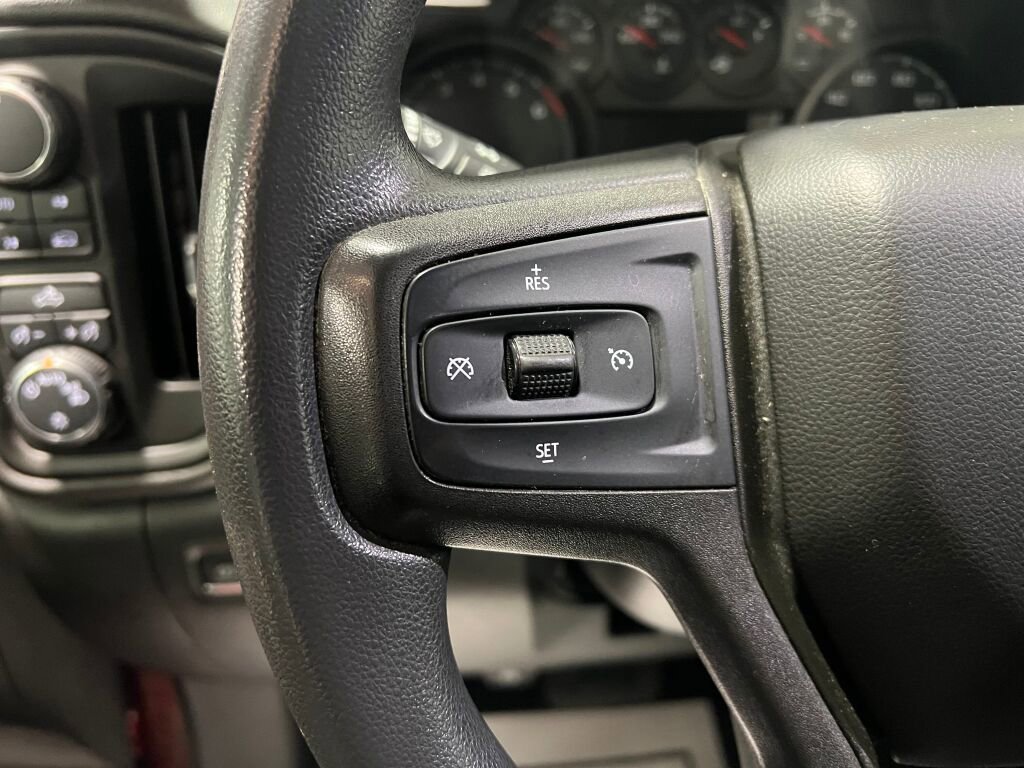 Used 2020 Chevrolet Silverado 1500 Custom w/ Custom Value Package image 10