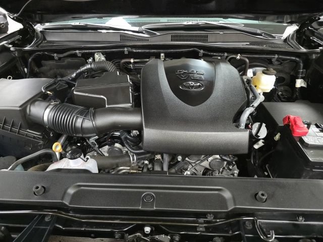 Used 2023 Toyota Tacoma SR AWD/4WD image 17