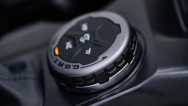 Used 2025 Ford Bronco RETRO image 39