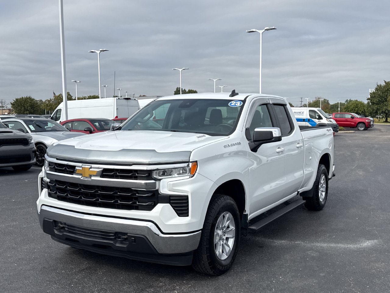 Used 2023 Chevrolet Silverado 1500 LT w/ Protection Package AWD/4WD image 7