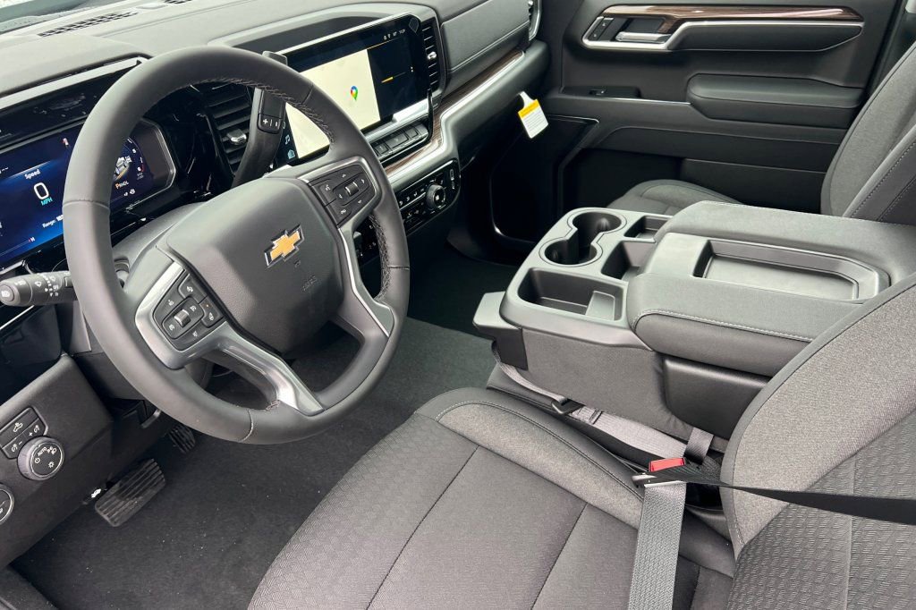 New 2026 Chevrolet Silverado 1500 LT image 7
