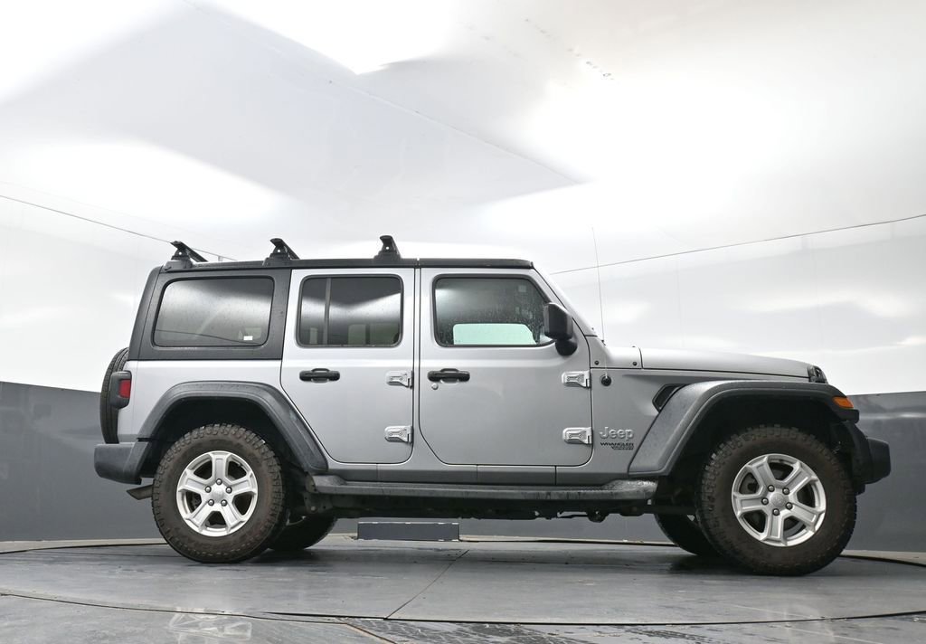 Used 2020 Jeep Wrangler Unlimited Sport S AWD/4WD image 47