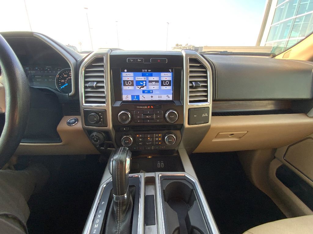 Used 2016 Ford F150 Lariat w/ Equipment Group 501A Mid image 13