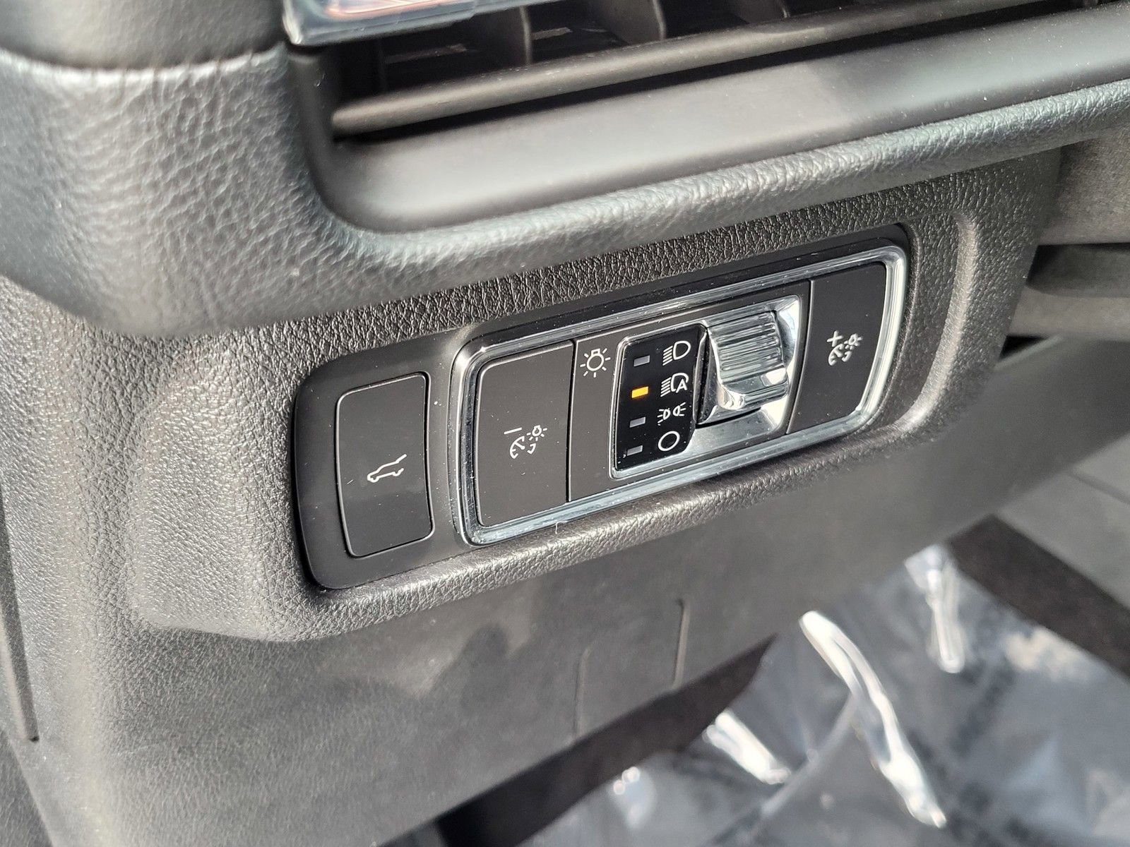 Used 2022 Lincoln Corsair FWD image 18