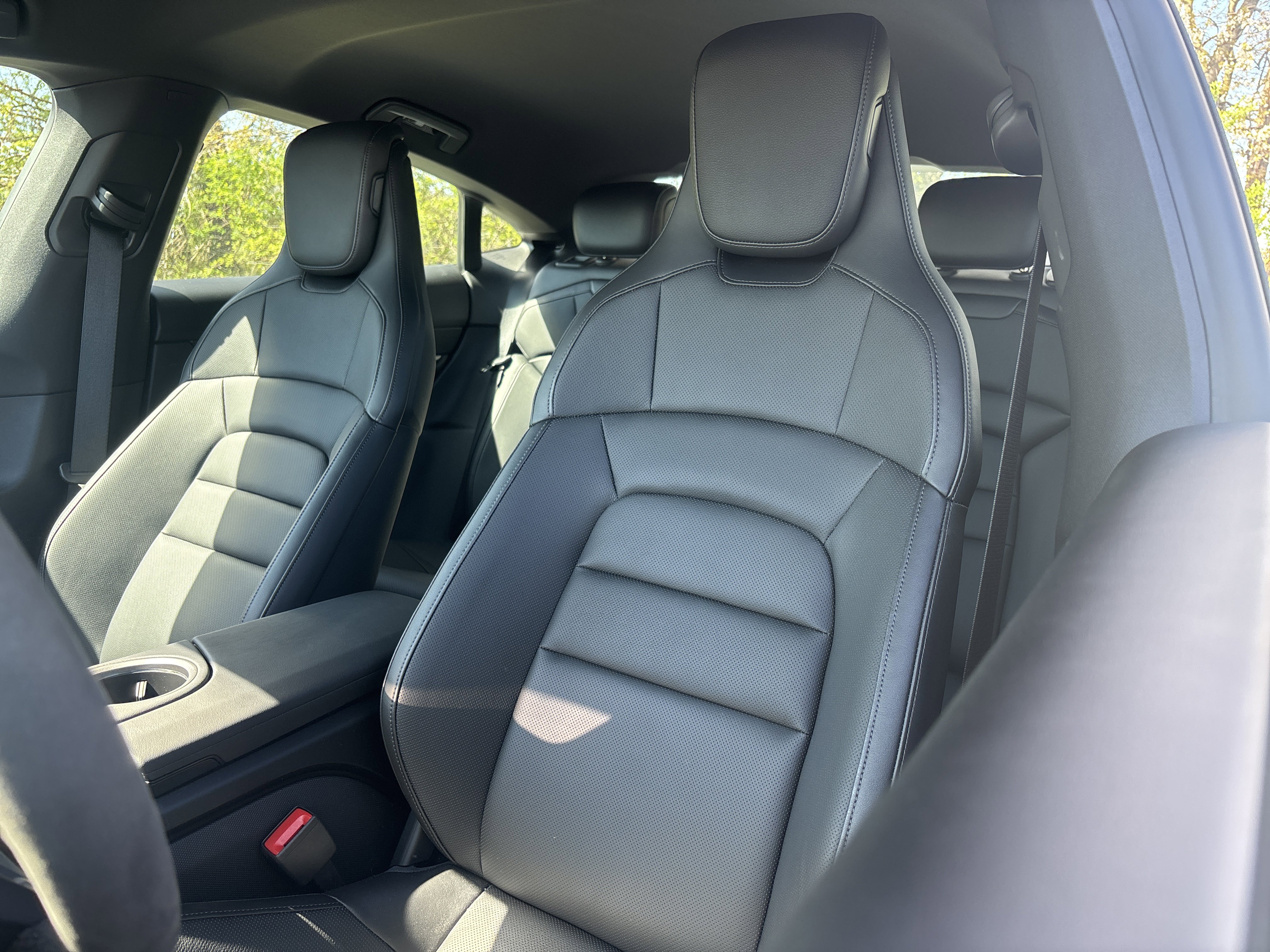 New 2025 Porsche Taycan image 27