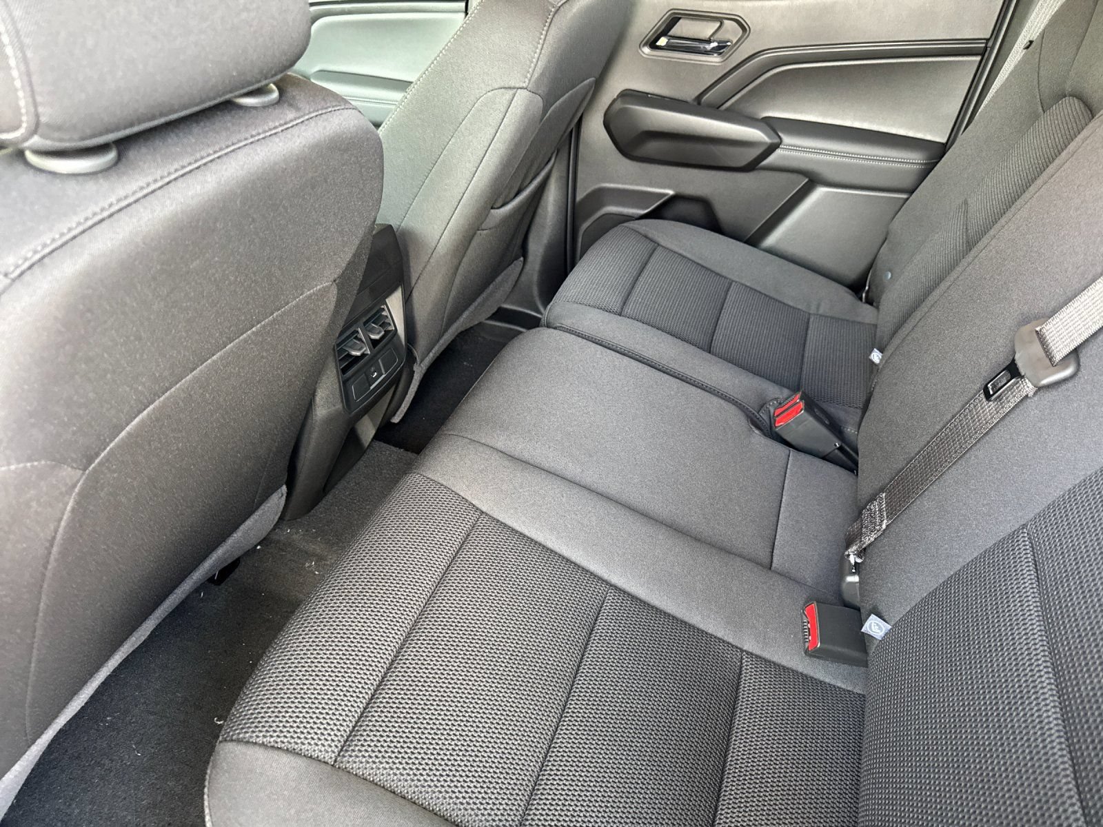 New 2026 GMC Canyon Elevation w/ Technology Package RWD image 12
