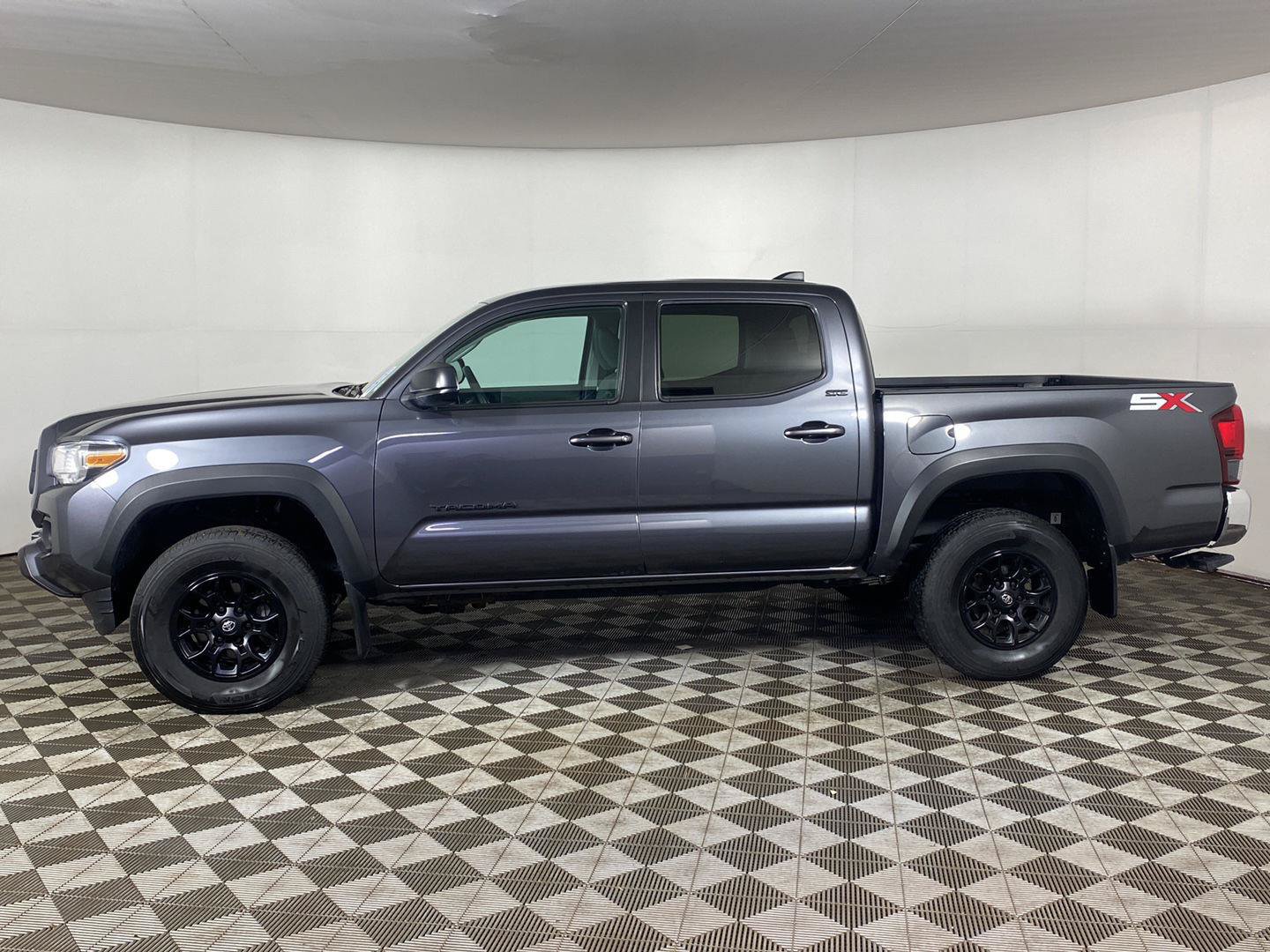 Used 2023 Toyota Tacoma SR5 w/ SX Package AWD/4WD image 3