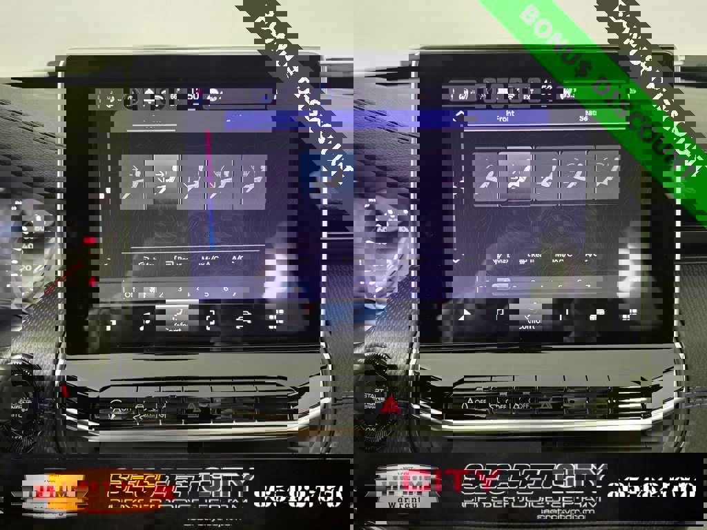 New 2026 Jeep Compass Latitude image 19