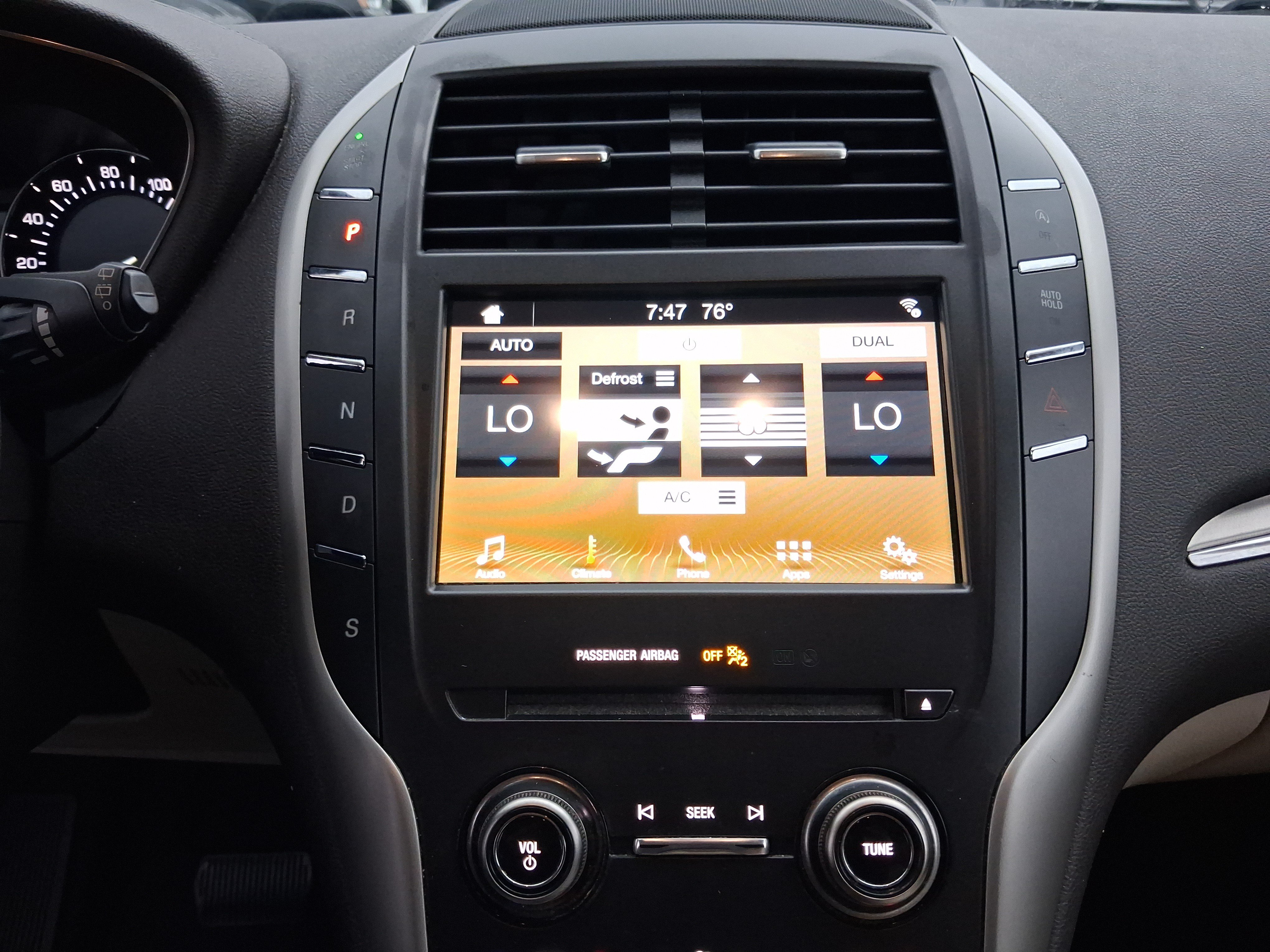 Used 2019 Lincoln MKC Premiere FWD image 19