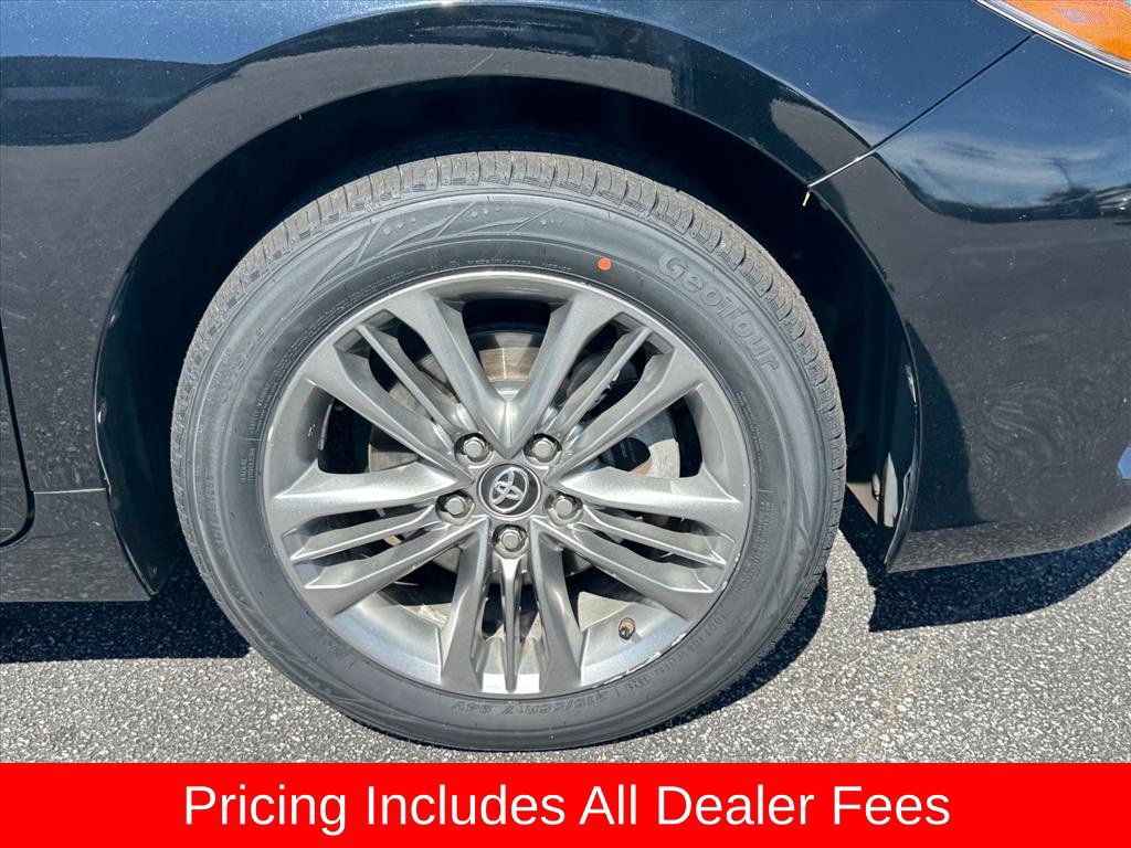 Used 2017 Toyota Camry SE FWD image 9