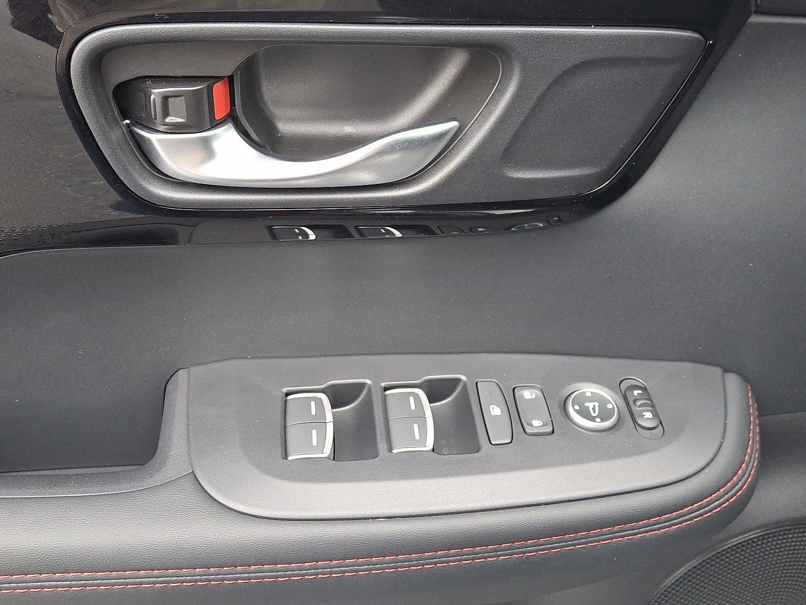 Certified 2025 Acura ADX A-Spec image 12