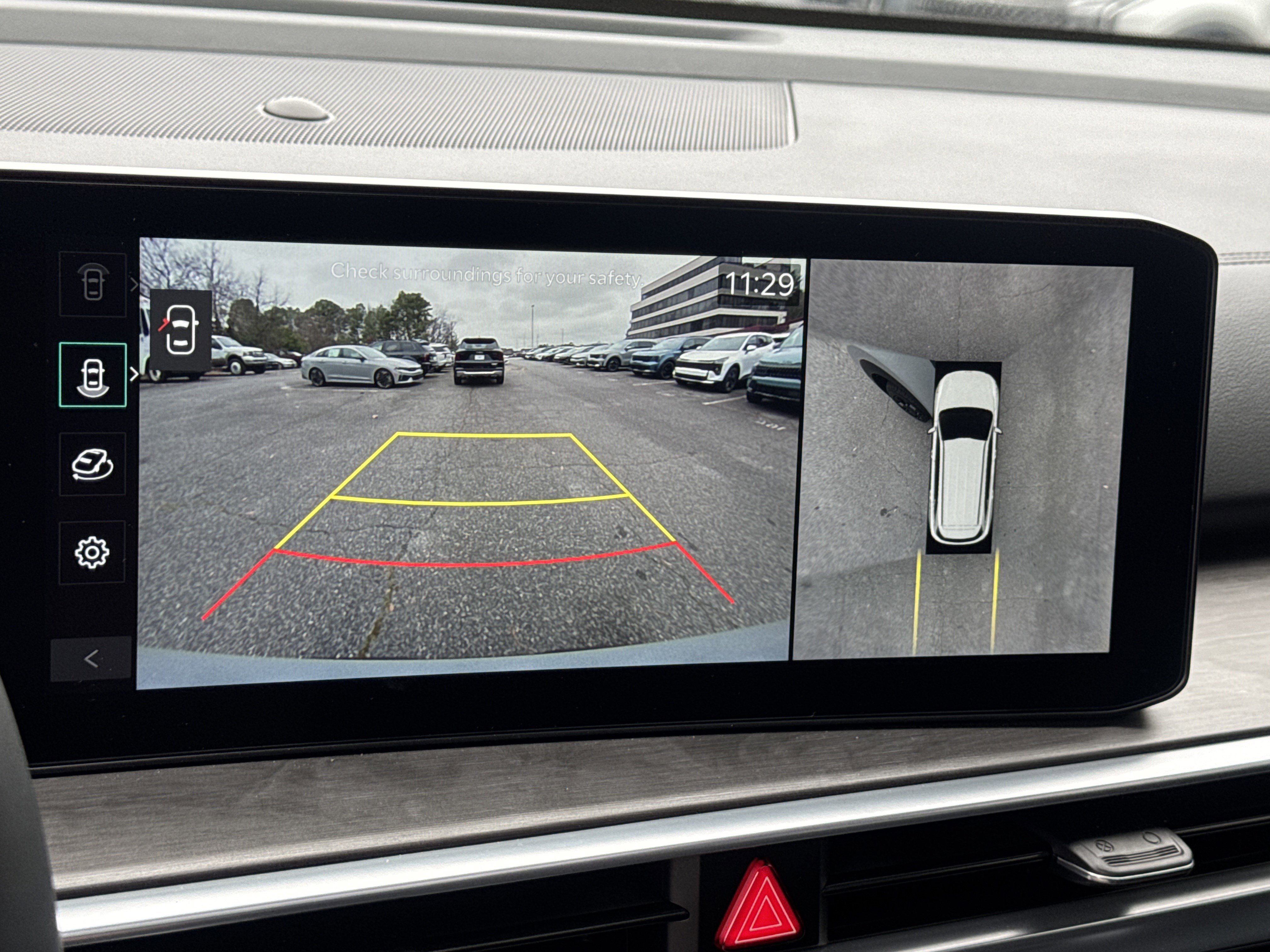 Certified 2025 Kia Sorento SX image 33