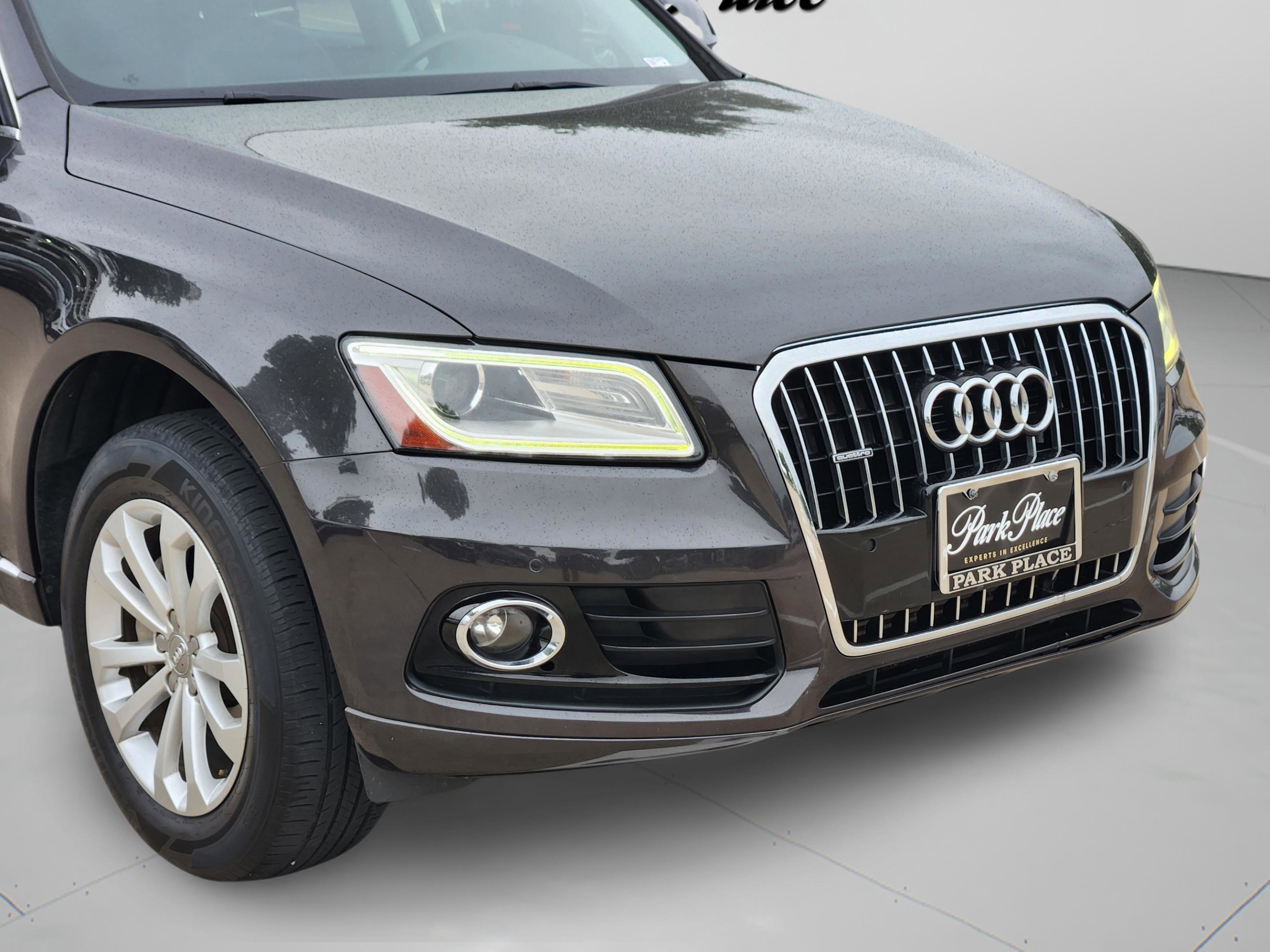 Used 2015 Audi Q5 2.0T Premium Plus w/ Technology Package AWD/4WD image 32