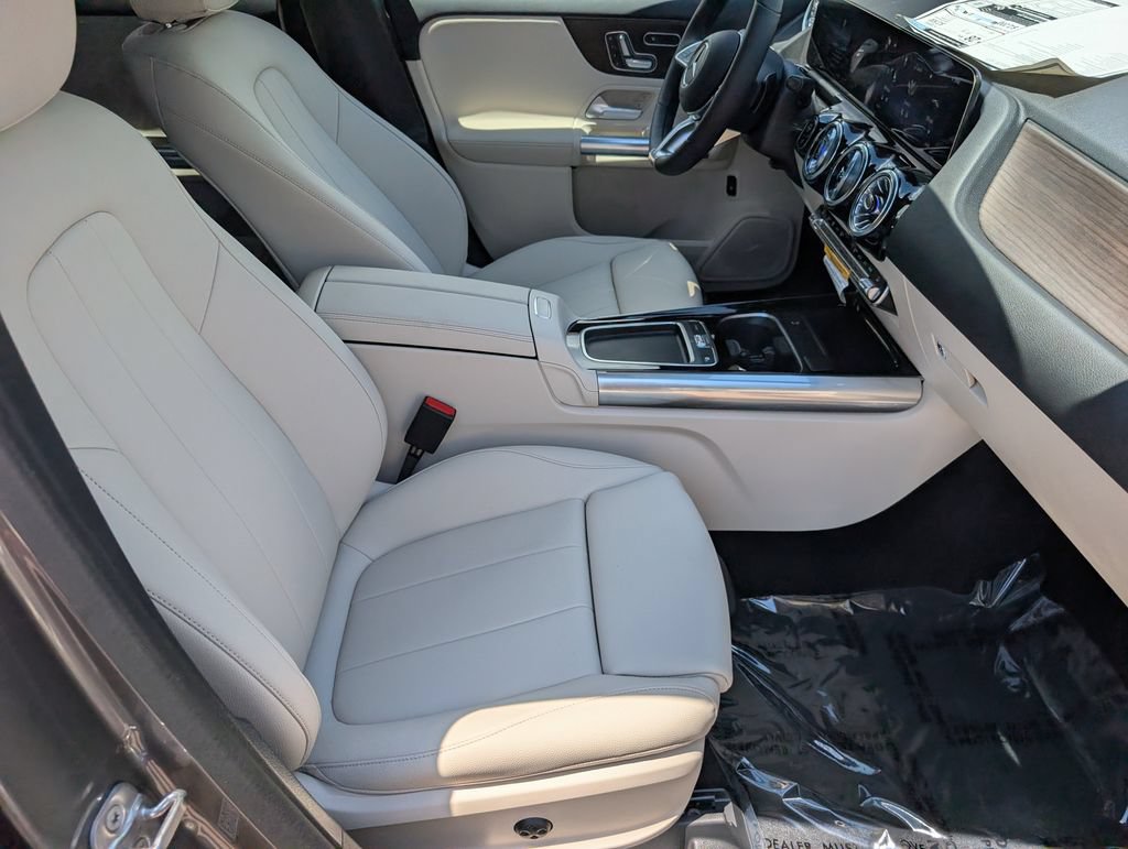 New 2026 Mercedes-Benz GLA 250 4MATIC image 12