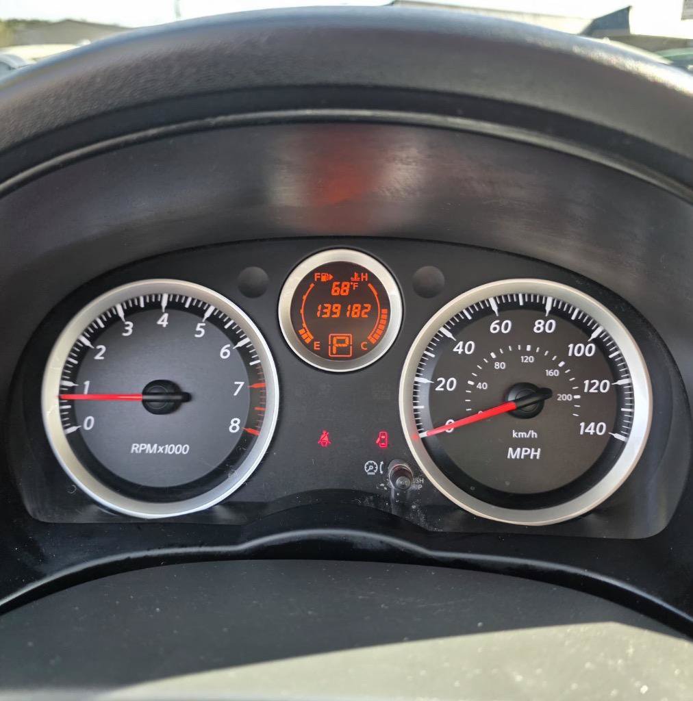 Used 2012 Nissan Sentra 2.0 SR w/ Special Edition Pkg FWD image 27
