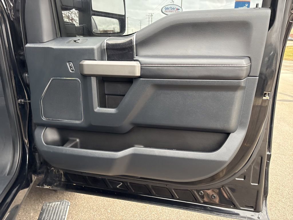 Used 2022 Ford F350 Platinum image 27