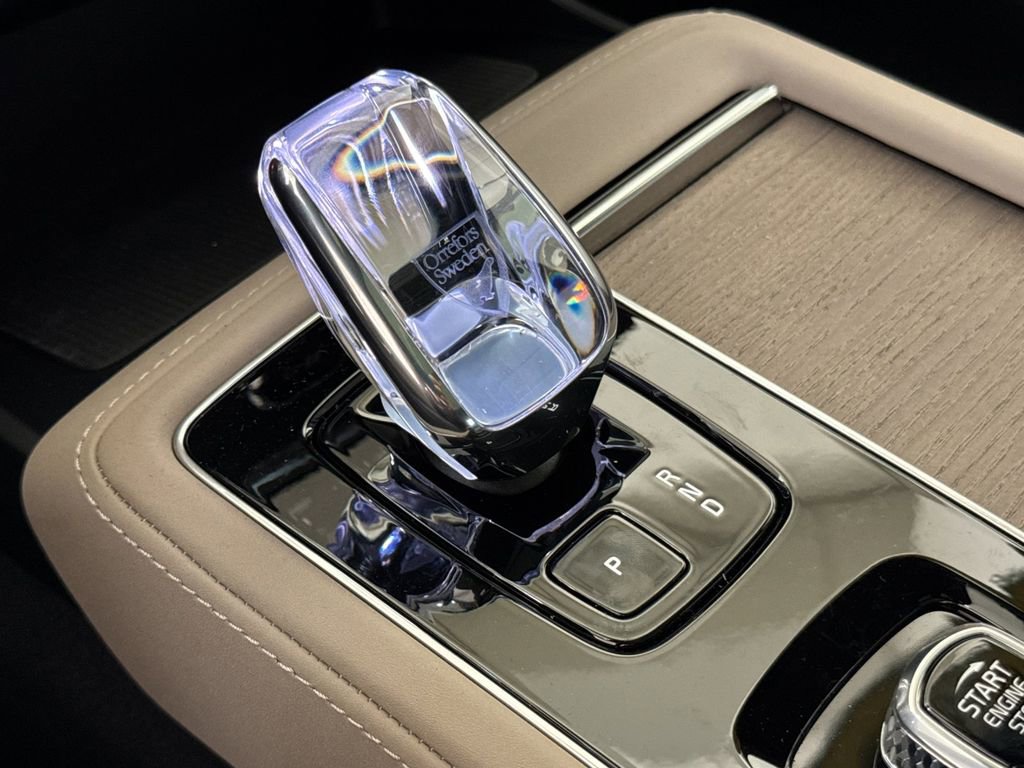 New 2026 Volvo XC90 T8 Plus image 22