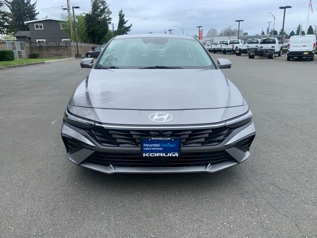 Certified 2024 Hyundai Elantra Limited FWD image 8