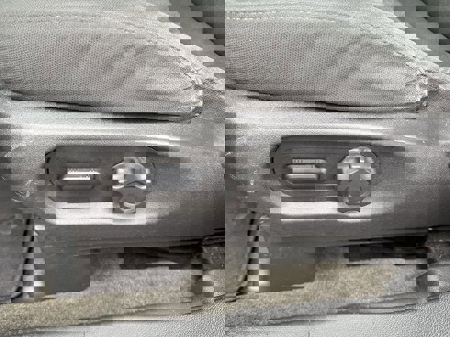 Used 2013 Ford Explorer XLT image 10