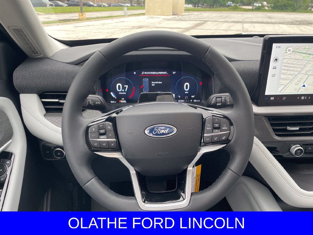 New 2026 Ford Explorer Platinum w/ LUX Leather Package AWD/4WD image 14
