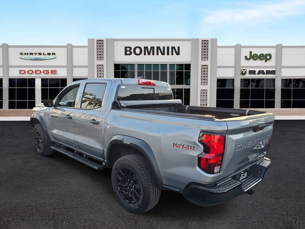Used 2025 Chevrolet Colorado Trail Boss AWD/4WD image 4